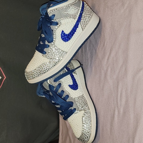 Custom Jay's with glass stones in white, silver & blue for a child. - Picture 5 of 5